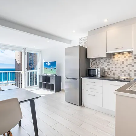 Albatros 14-10 Estudio Levante * Benidorm